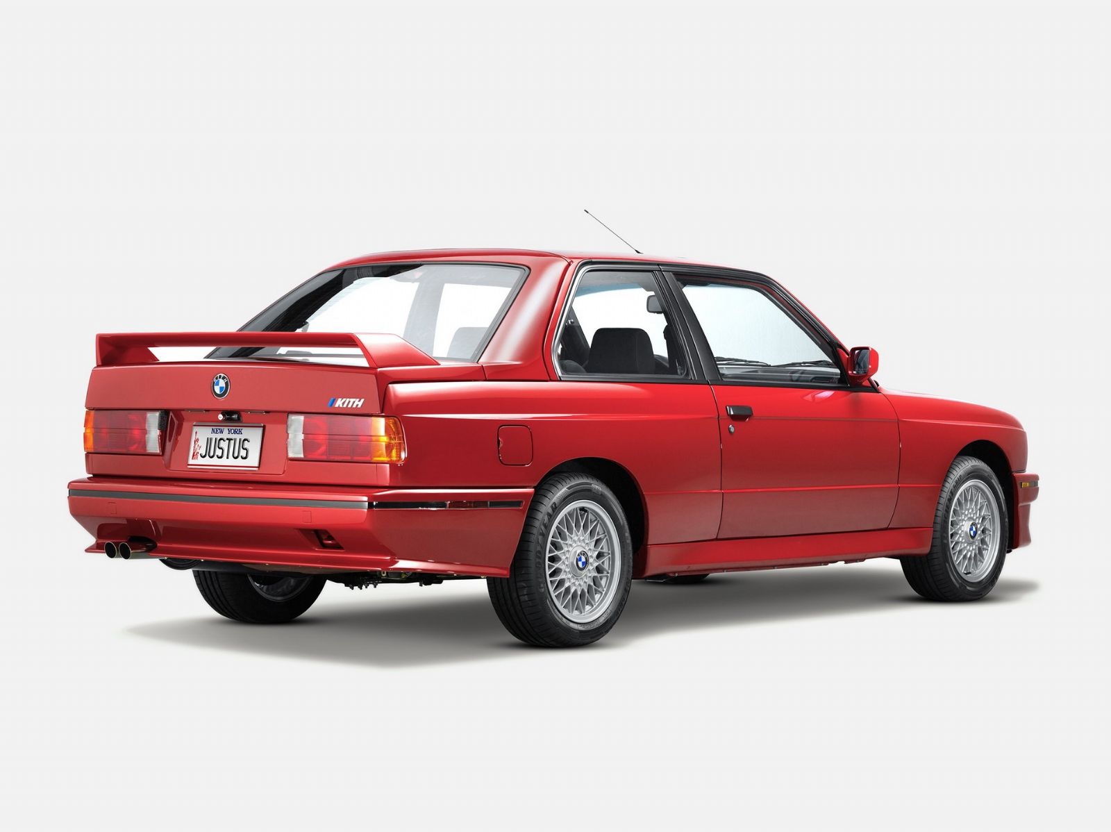 Μ ντουέτο ενώνει το παρών με το παρελθόν της BMW 